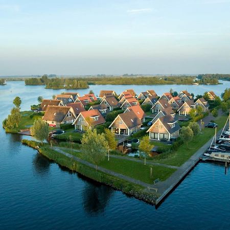Landal Waterpark Terherne Hotell Exteriör bild