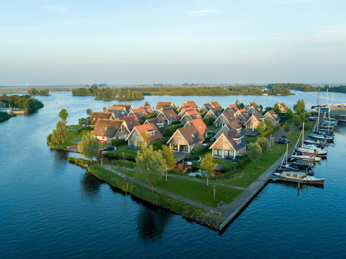 Landal Waterpark Terherne Hotell Exteriör bild